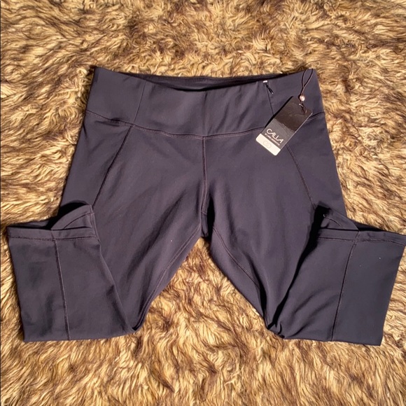 BNWT CALIA by Carrie Underwood Capri Leggings - Picture 2 of 10
